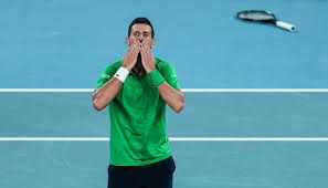 勒布朗-詹姆斯遭遇生涯最惨烈一战 赛后拒绝采访引热议